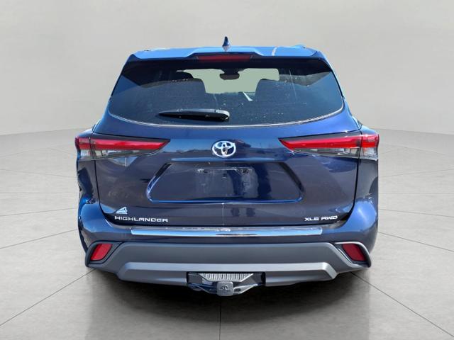 2022 Toyota Highlander Vehicle Photo in Oshkosh, WI 54904