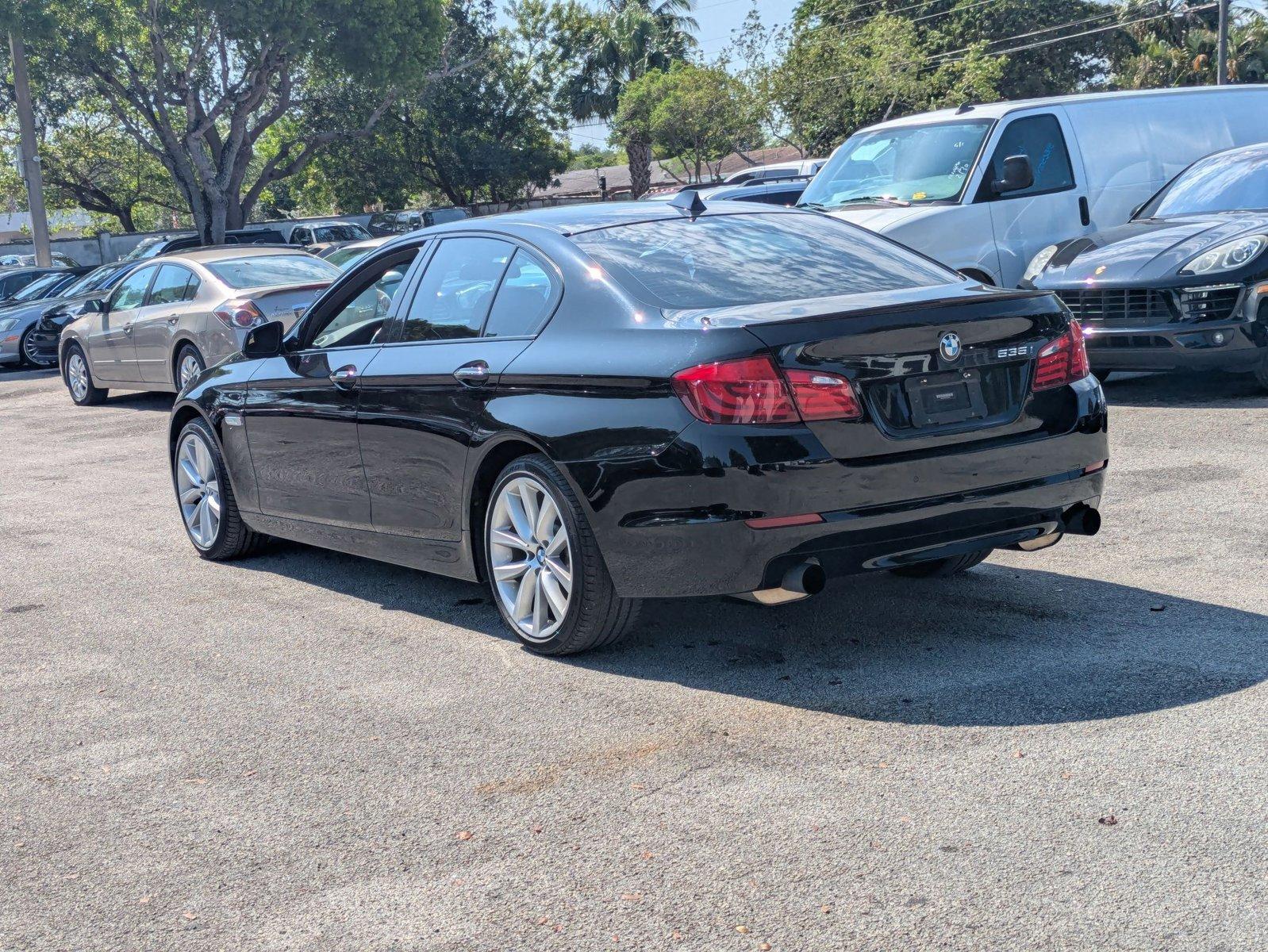 2012 BMW 5 Series Vehicle Photo in GREENACRES, FL 33463-3207