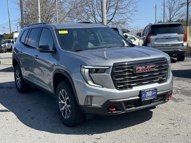2025 GMC Acadia Vehicle Photo in LOWELL, MA 01852-4336