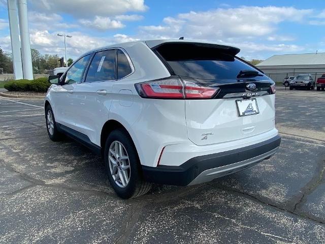 2024 Ford Edge Vehicle Photo in APPLETON, WI 54914-8833