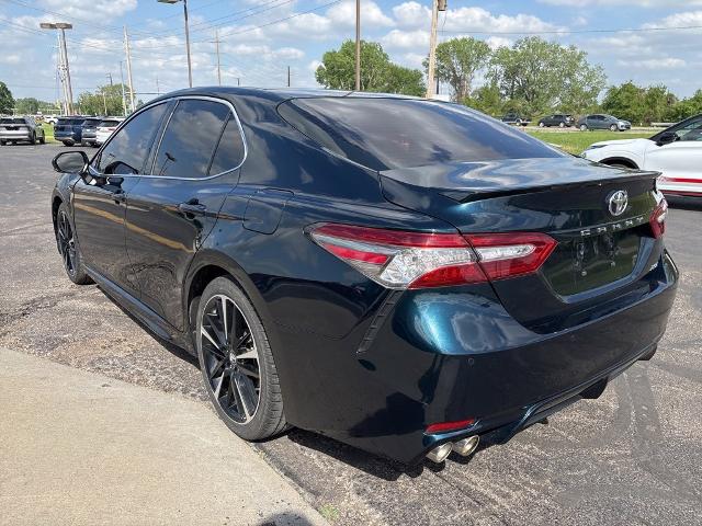 2018 Toyota Camry Vehicle Photo in MANHATTAN, KS 66502-5036