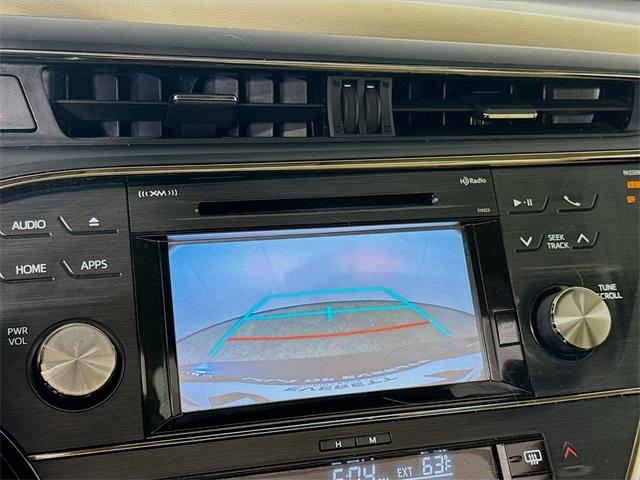 2015 Toyota Avalon Hybrid Vehicle Photo in Everett, WA 98204