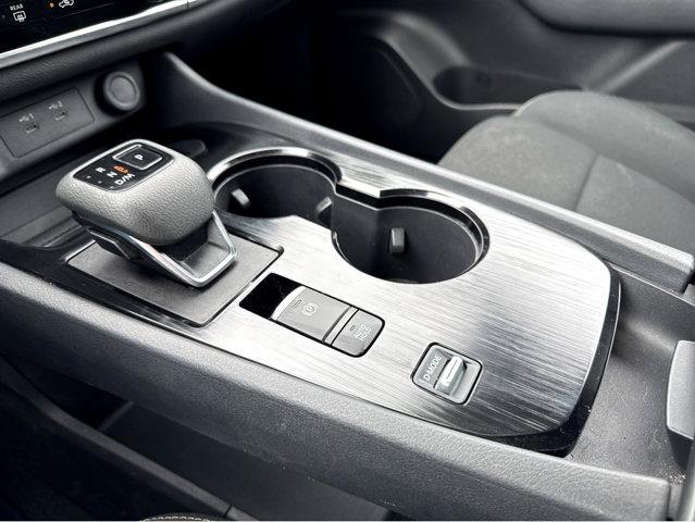 2024 Nissan Rogue Vehicle Photo in Savannah, GA 31419