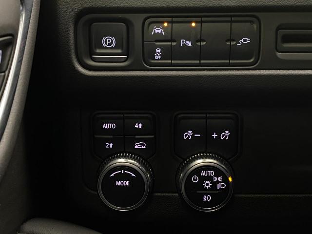 2021 GMC Yukon XL Vehicle Photo in Appleton, WI 54913