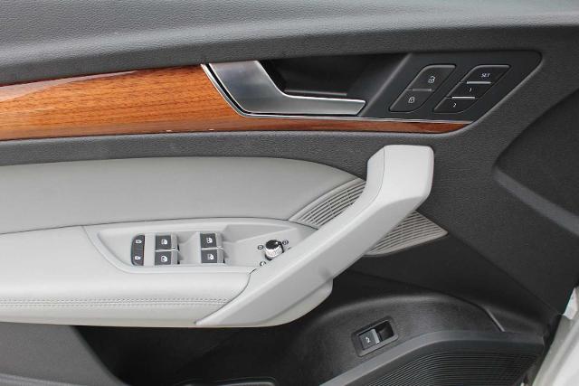 2022 Audi Q5 Vehicle Photo in HOUSTON, TX 77090