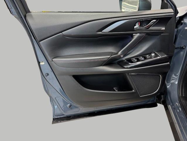 2023 Mazda CX-9 Vehicle Photo in Green Bay, WI 54304
