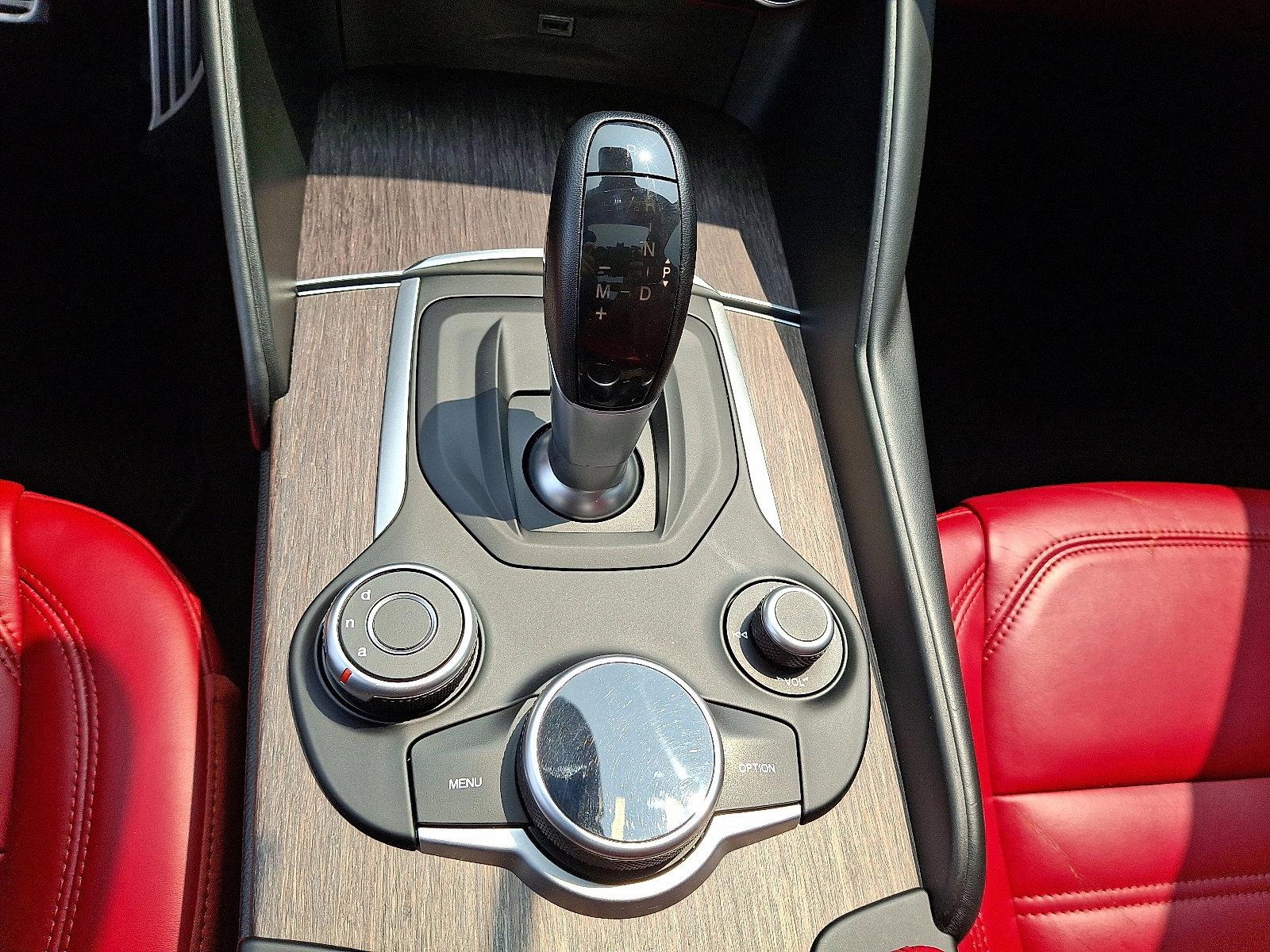 2018 Alfa Romeo Giulia Vehicle Photo in Willow Grove, PA 19090
