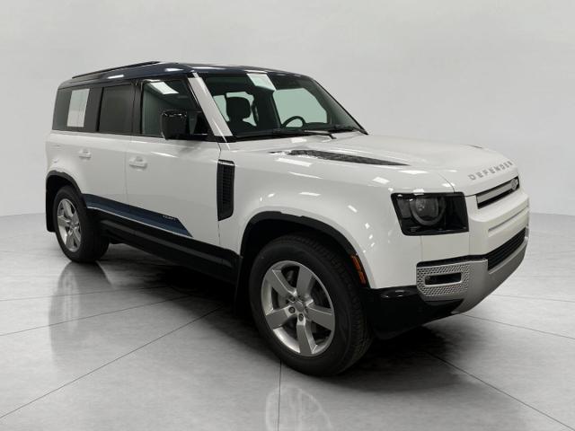 2025 Defender Vehicle Photo in Appleton, WI 54913