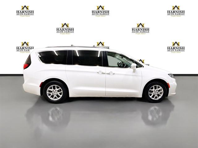 2022 Chrysler Pacifica Vehicle Photo in EVERETT, WA 98203-5662