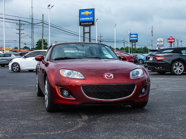 2010 Mazda MX-5 Miata Vehicle Photo in MADISON, IN 47250-1611
