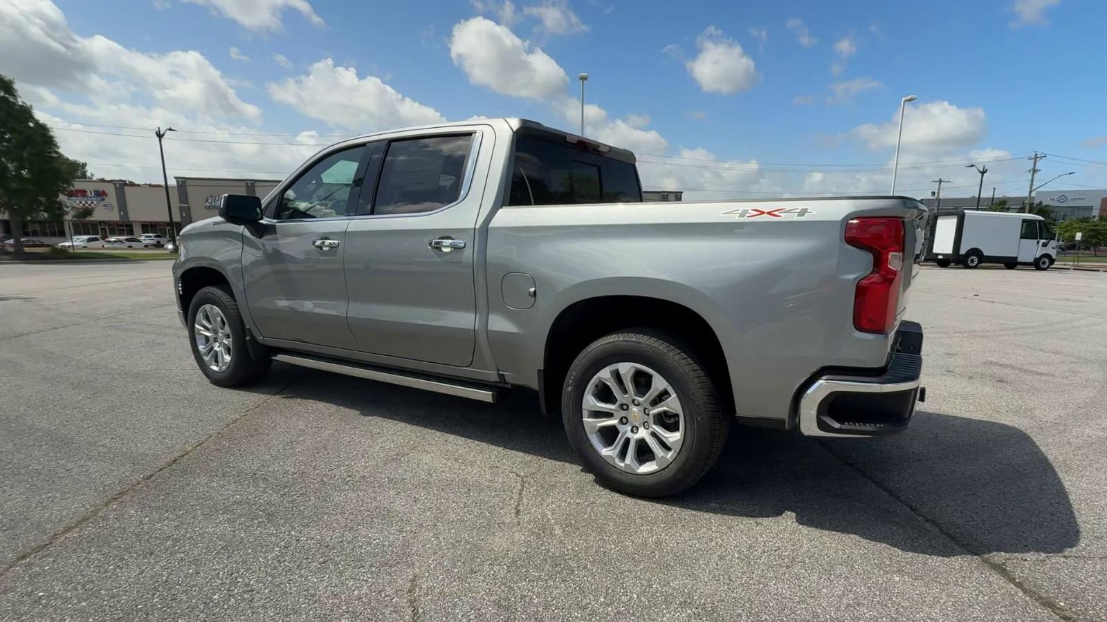 2025 Chevrolet Silverado 1500 Vehicle Photo in BENTONVILLE, AR 72712-4322