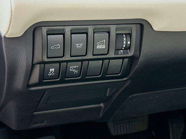 2022 Subaru Ascent Vehicle Photo in Doylestown, PA 18902