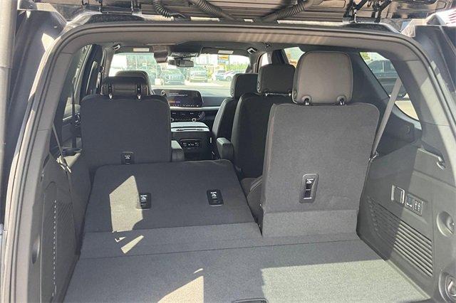 2025 Chevrolet Tahoe Vehicle Photo in TOPEKA, KS 66609-0000