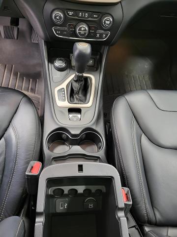 2016 Jeep Cherokee Vehicle Photo in Neenah, WI 54956