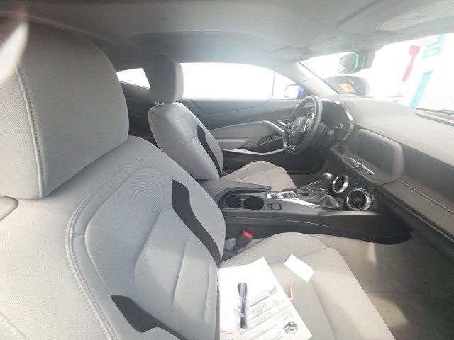 2022 Chevrolet Camaro Vehicle Photo in ENGLEWOOD, CO 80113-6708