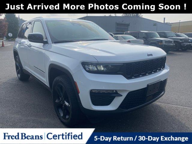 2023 Jeep Grand Cherokee Vehicle Photo in Doylsetown, PA 18901