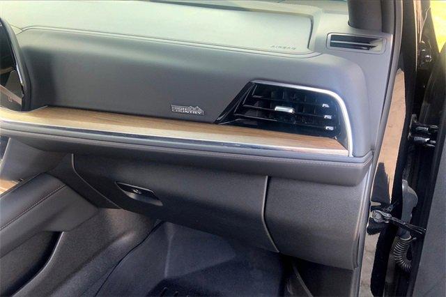 2025 Chevrolet Tahoe Vehicle Photo in KANSAS CITY, MO 64114-4545