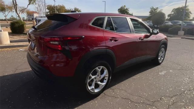 2024 Chevrolet Trax Vehicle Photo in GOODYEAR, AZ 85338-1310