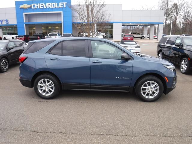 2024 Chevrolet Equinox Vehicle Photo in JASPER, GA 30143-8655