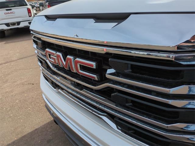 2025 GMC Sierra 1500 Vehicle Photo in GOODYEAR, AZ 85338-1310