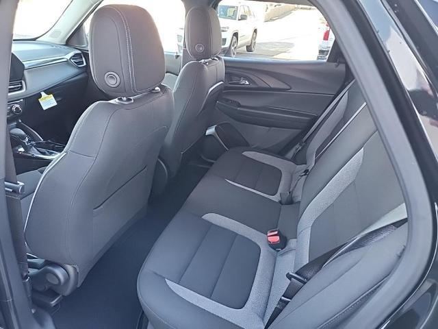 2025 Chevrolet Trailblazer Vehicle Photo in HAYS, KS 67601-1994