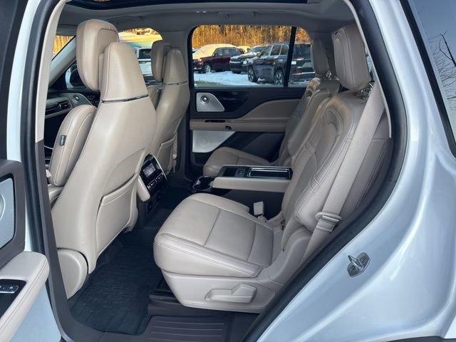 2022 Lincoln Aviator Vehicle Photo in MEDINA, OH 44256-9631