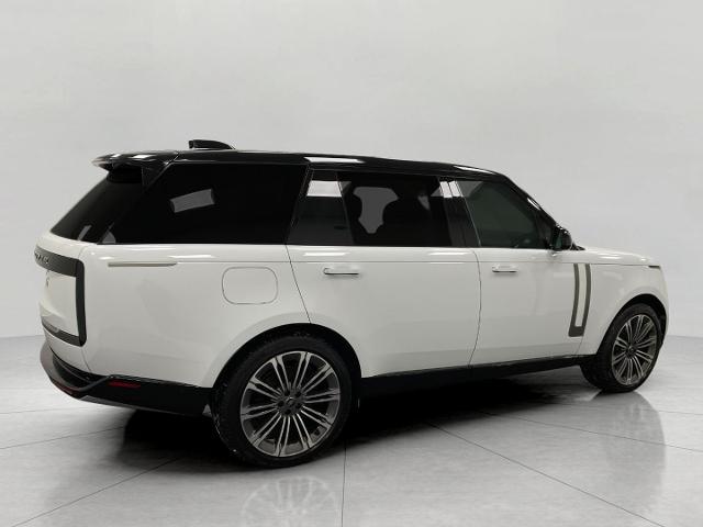 2025 Range Rover Vehicle Photo in Appleton, WI 54913