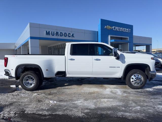 2025 Chevrolet Silverado 3500 HD Vehicle Photo in MANHATTAN, KS 66502-5036