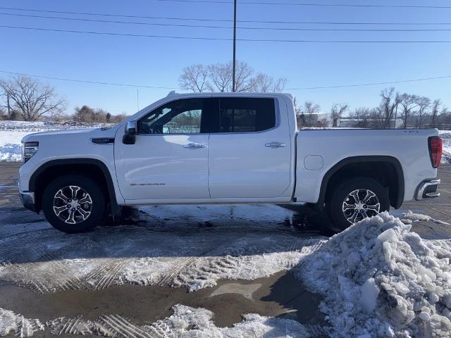 2024 GMC Sierra 1500 Vehicle Photo in MANHATTAN, KS 66502-5036