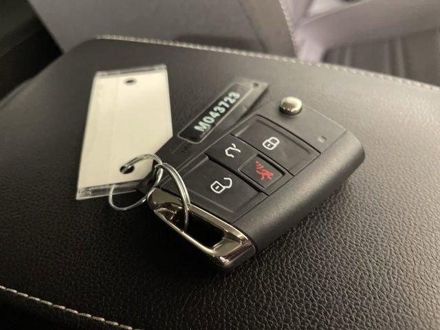 2023 Volkswagen Tiguan Vehicle Photo in PHOENIX, AZ 85014-3381