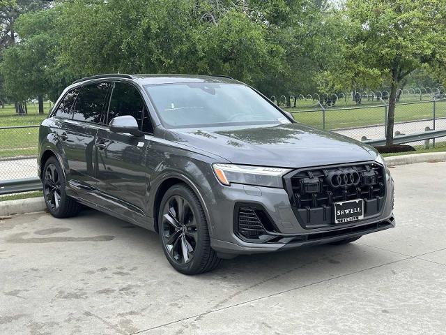 2025 Audi Q7 Vehicle Photo in HOUSTON, TX 77090