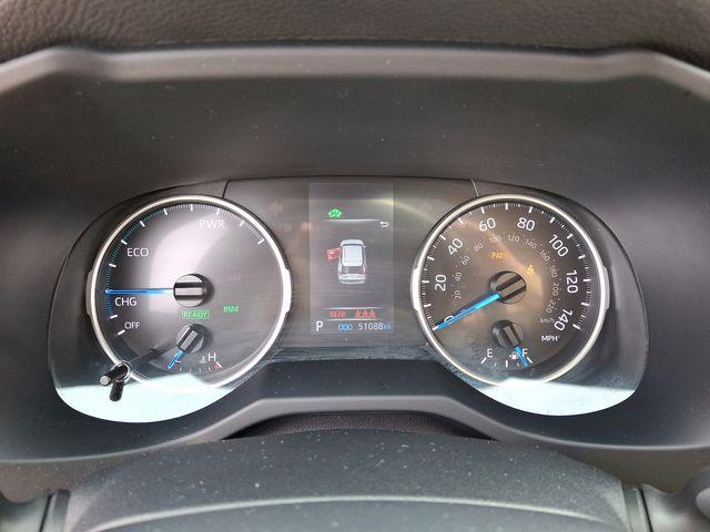2022 Toyota RAV4 Hybrid Vehicle Photo in DANBURY, CT 06810-5034
