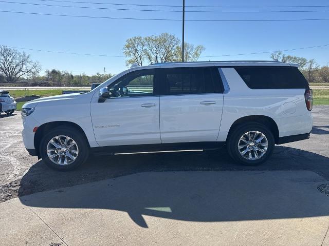 2023 Chevrolet Suburban Vehicle Photo in MANHATTAN, KS 66502-5036
