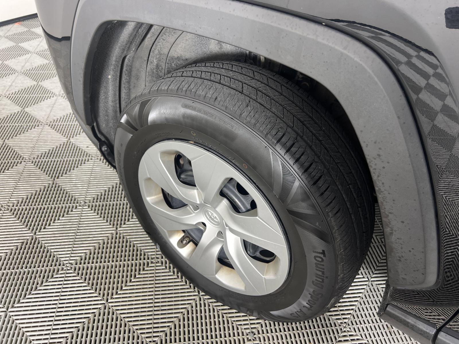 2022 Toyota RAV4 Vehicle Photo in GEORGETOWN, TX 78626-7508
