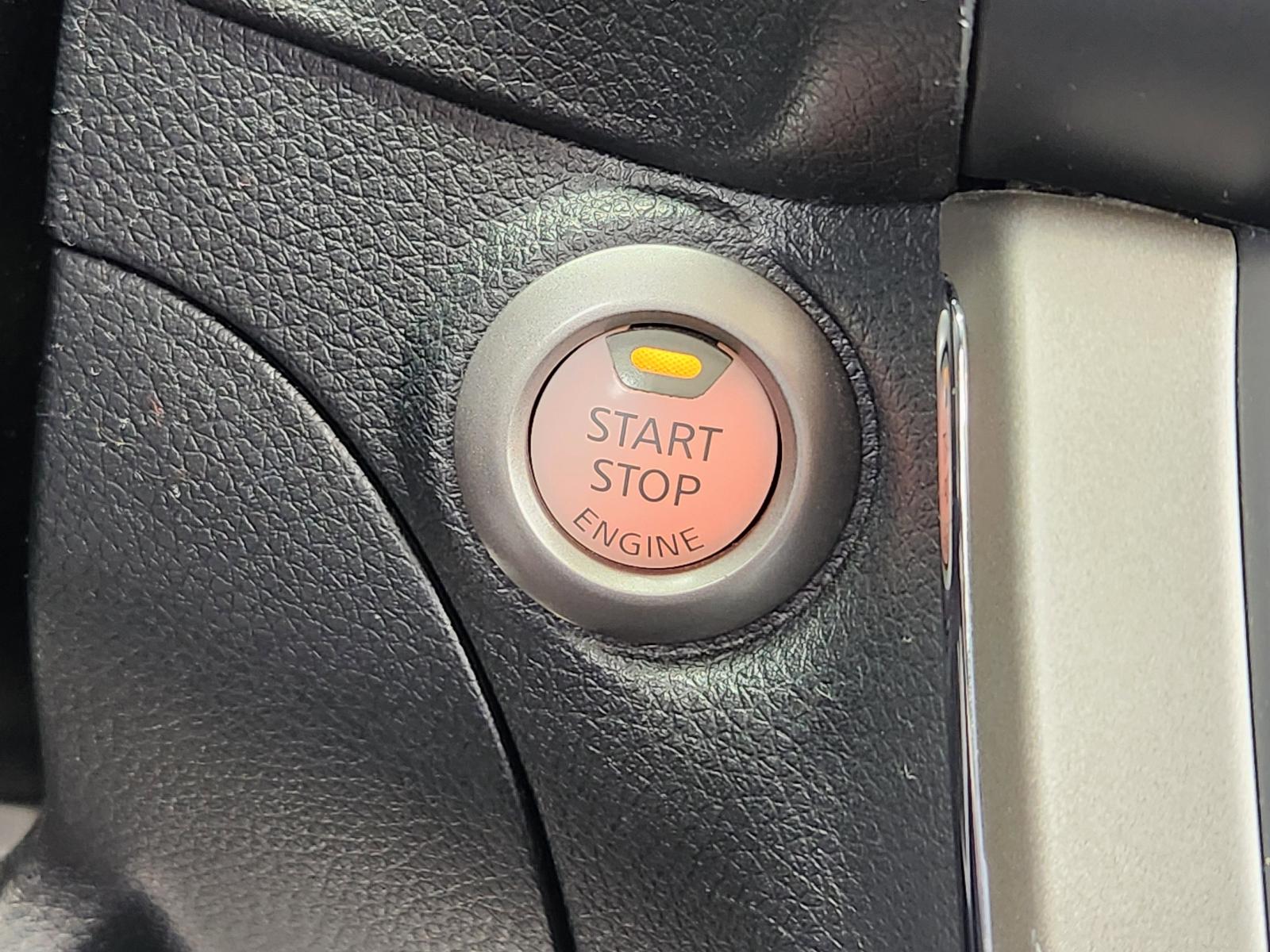 2015 Nissan Sentra Vehicle Photo in PLANO, TX 75024
