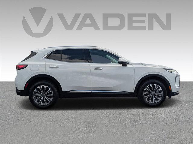 2024 Buick Envision Vehicle Photo in BRUNSWICK, GA 31525-1881