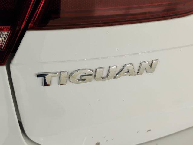 2020 Volkswagen Tiguan Vehicle Photo in PINEVILLE, NC 28134-8495