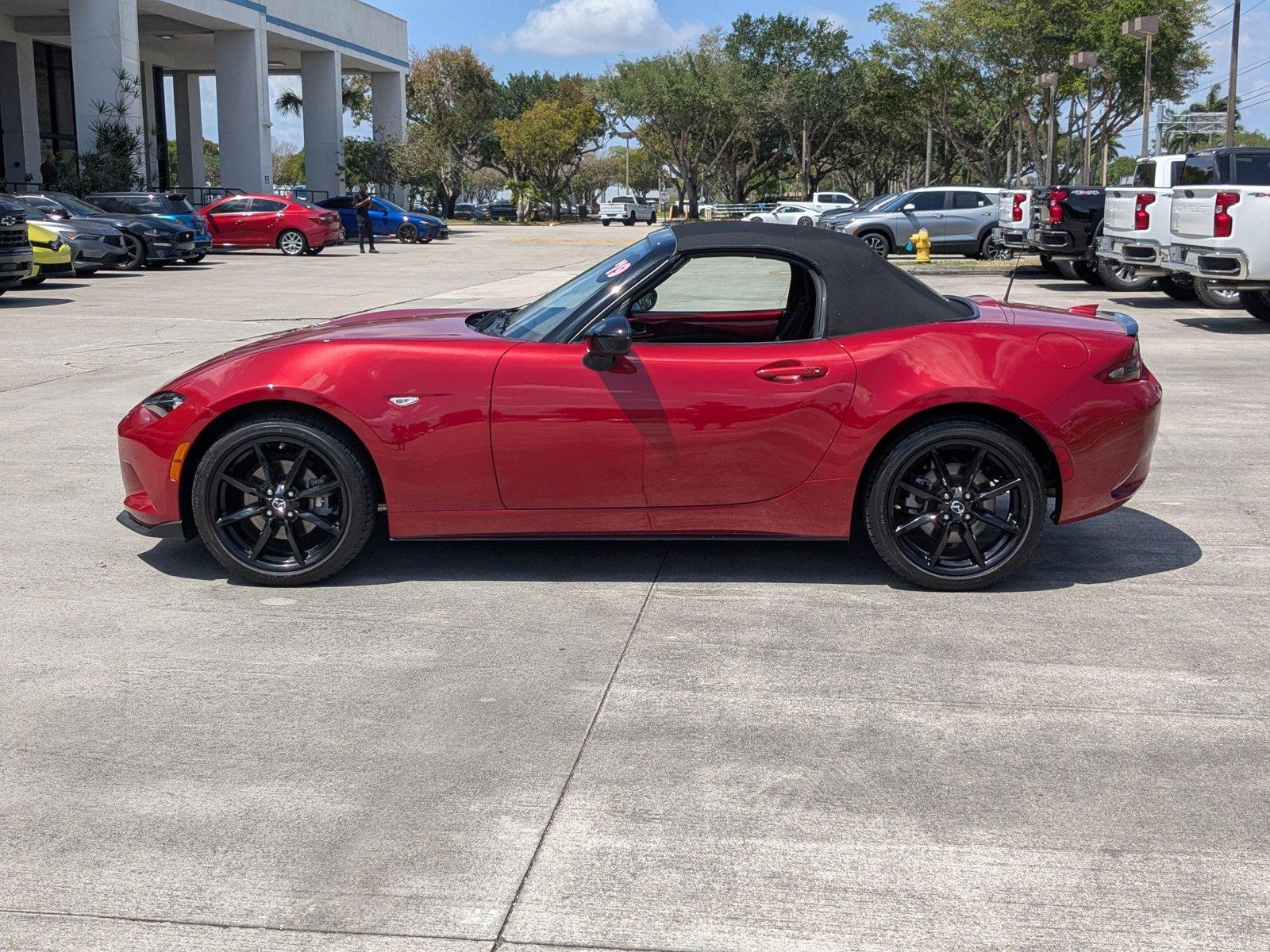 2019 Mazda MX-5 Miata Vehicle Photo in PEMBROKE PINES, FL 33024-6534
