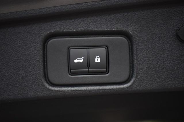 2025 Nissan Pathfinder Vehicle Photo in Ballwin, MO 63011