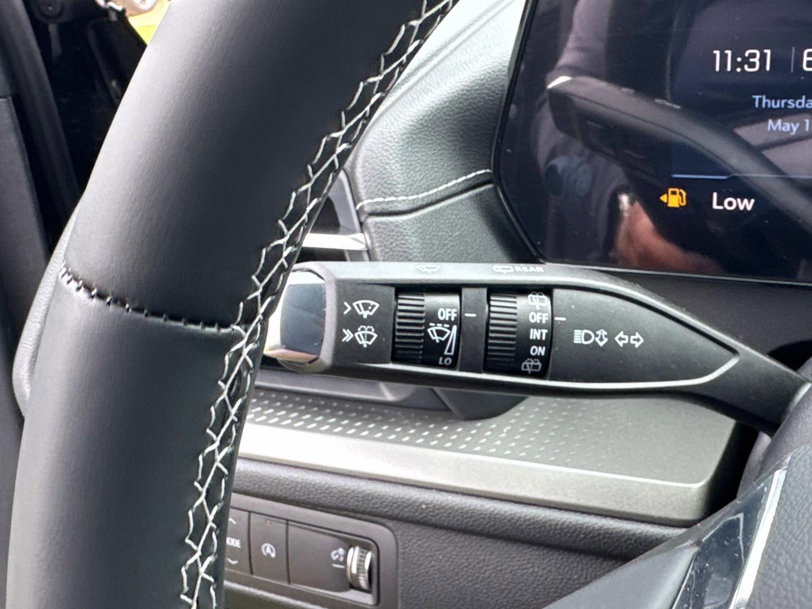 2025 Chevrolet Traverse Vehicle Photo in LOS ANGELES, CA 90007-3794