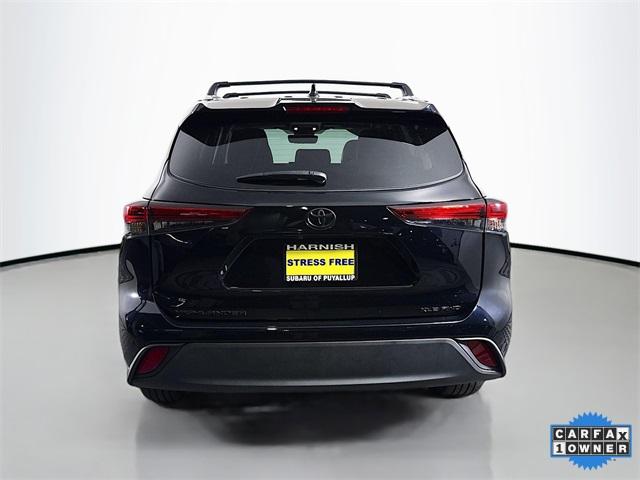 2022 Toyota Highlander Vehicle Photo in Puyallup, WA 98371