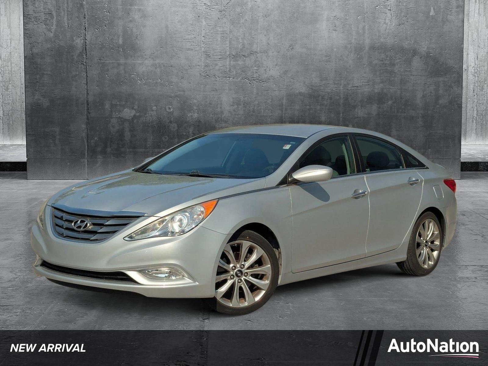 2013 Hyundai SONATA Vehicle Photo in Clearwater, FL 33765