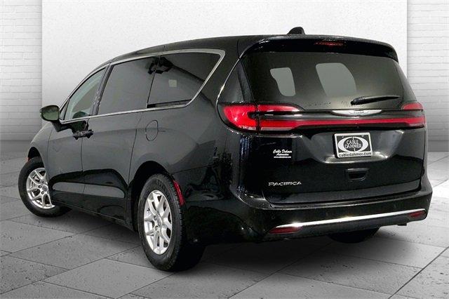 2023 Chrysler Pacifica Vehicle Photo in INDEPENDENCE, MO 64055-1314