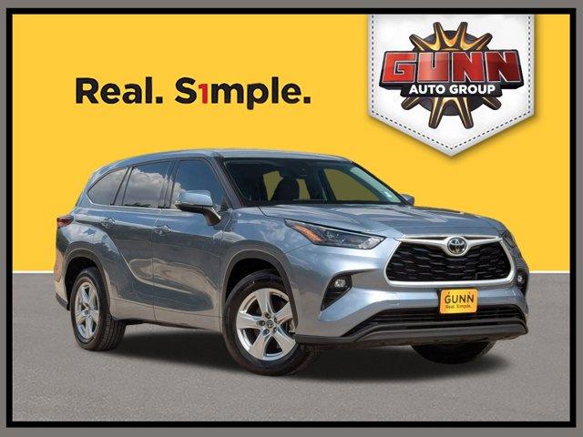 2022 Toyota Highlander Vehicle Photo in San Antonio, TX 78230