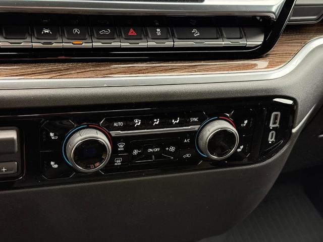 2025 Chevrolet Silverado 1500 Vehicle Photo in COLUMBIA, MO 65203-3903