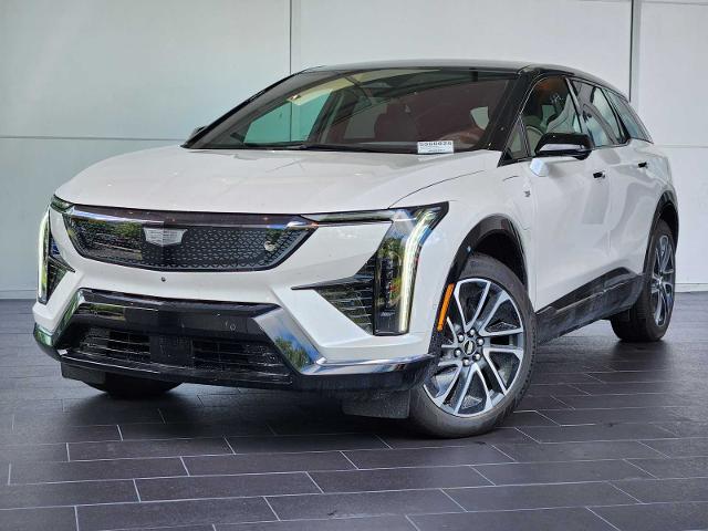 2025 Cadillac OPTIQ Vehicle Photo in HOUSTON, TX 77079