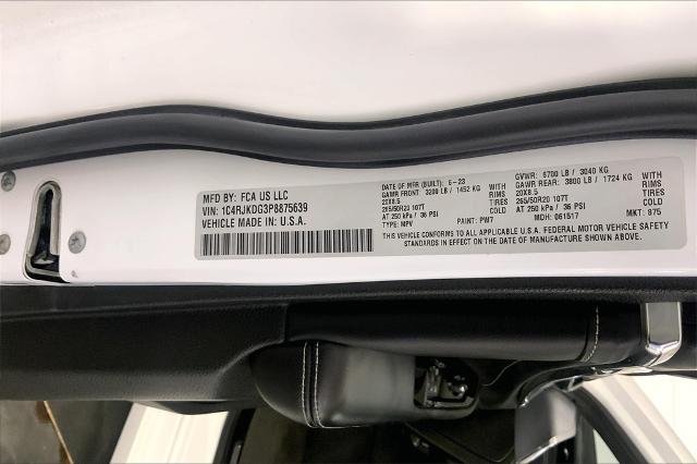 2023 Jeep Grand Cherokee L Vehicle Photo in Lees Summit, MO 64086