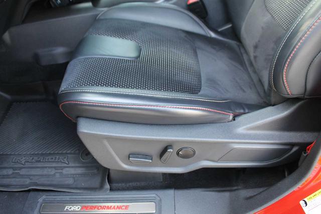 2023 Ford Bronco Vehicle Photo in HOUSTON, TX 77090