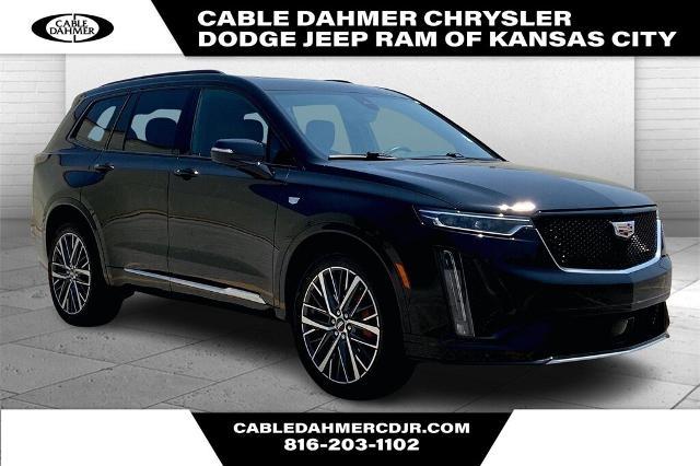 2022 Cadillac XT6 Vehicle Photo in Kansas City, MO 64114