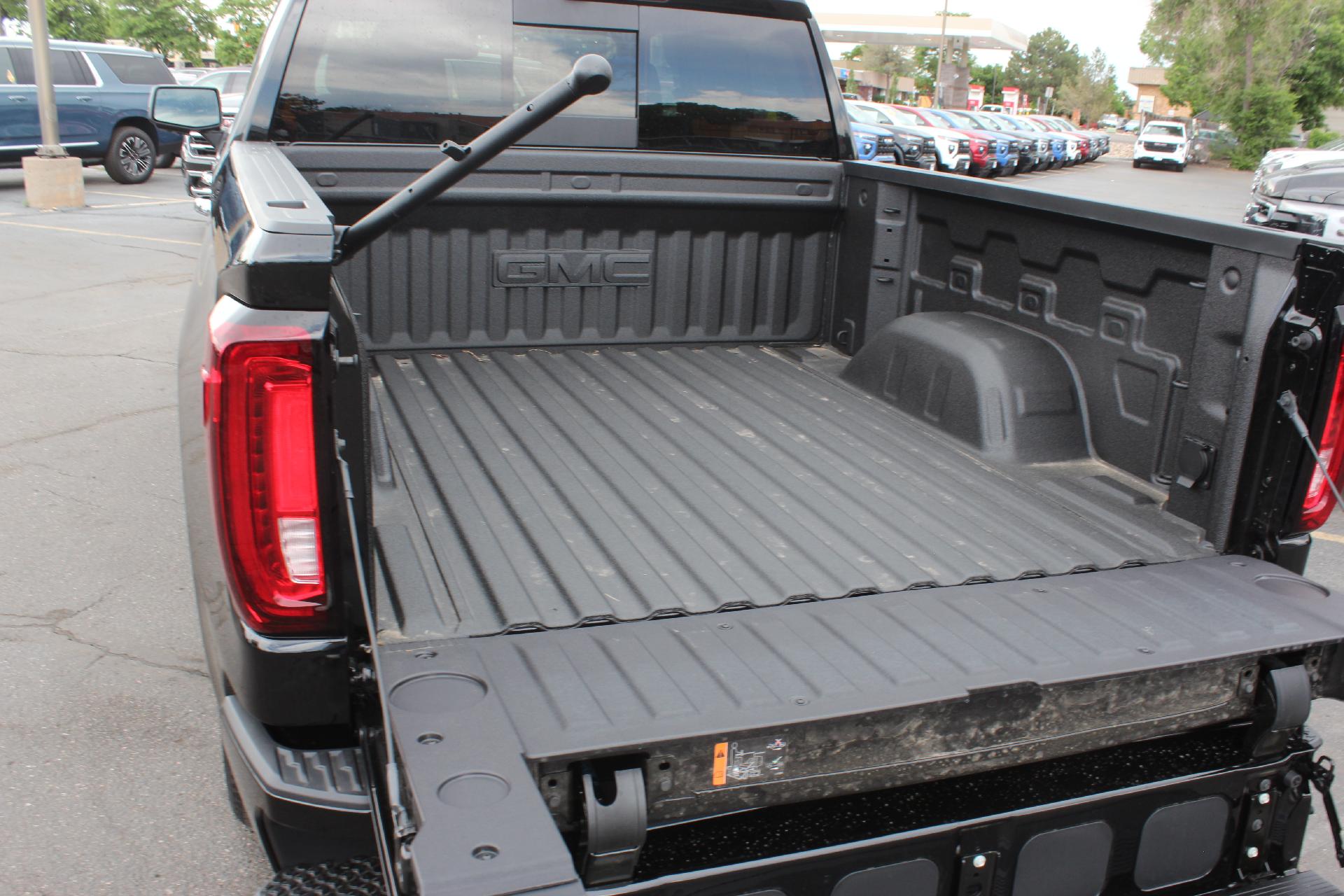 2025 GMC Sierra 1500 Vehicle Photo in AURORA, CO 80012-4011